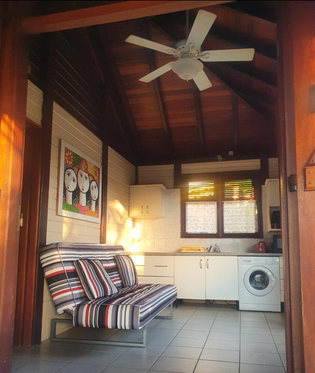 Cottage La Pointe Marine Деше Экстерьер фото
